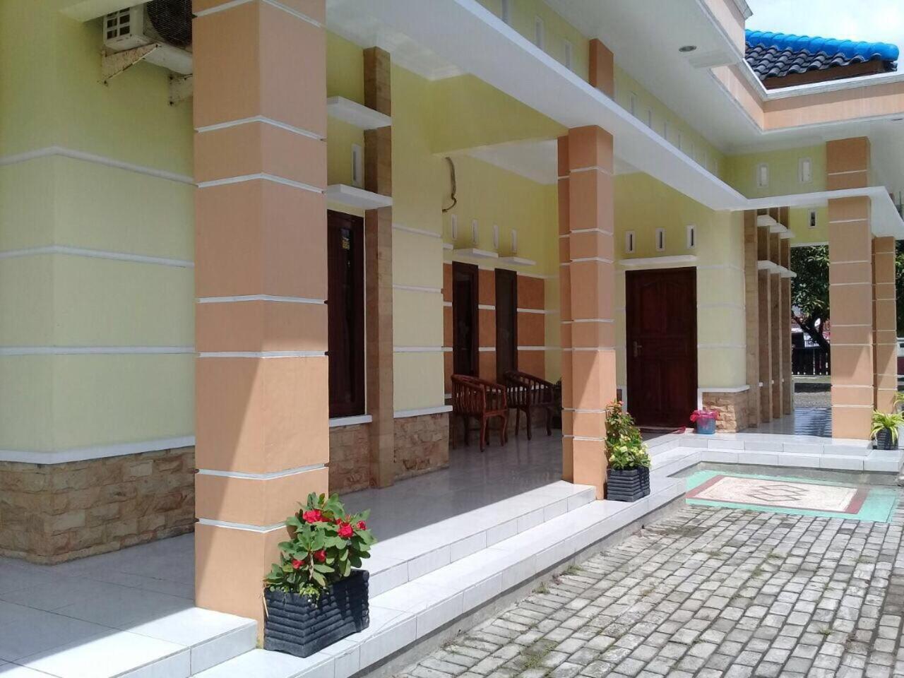 Ahlen Pangandaran Hotel Buitenkant foto